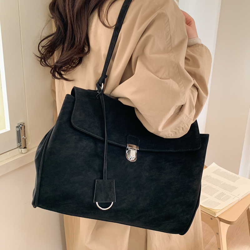 PU Leather Flap Handbag Lock C - Luxury Bags Sale recension och pris