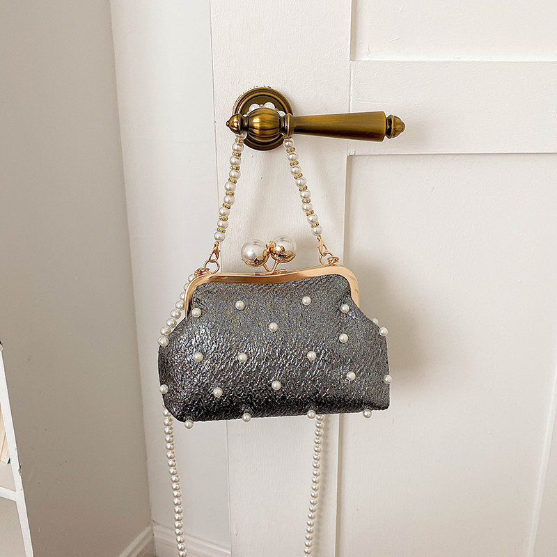 Glitter Pearl Decor Kiss Lock  - Luxury Bags That Are Affordable recension och pris