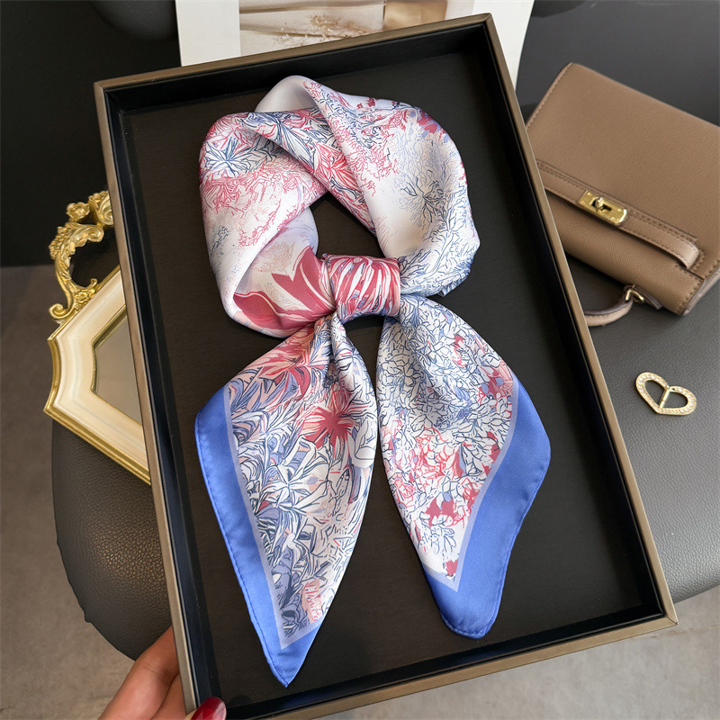 Luxury Design Print Scarf For  - Luxury Bags Duffle recension och pris